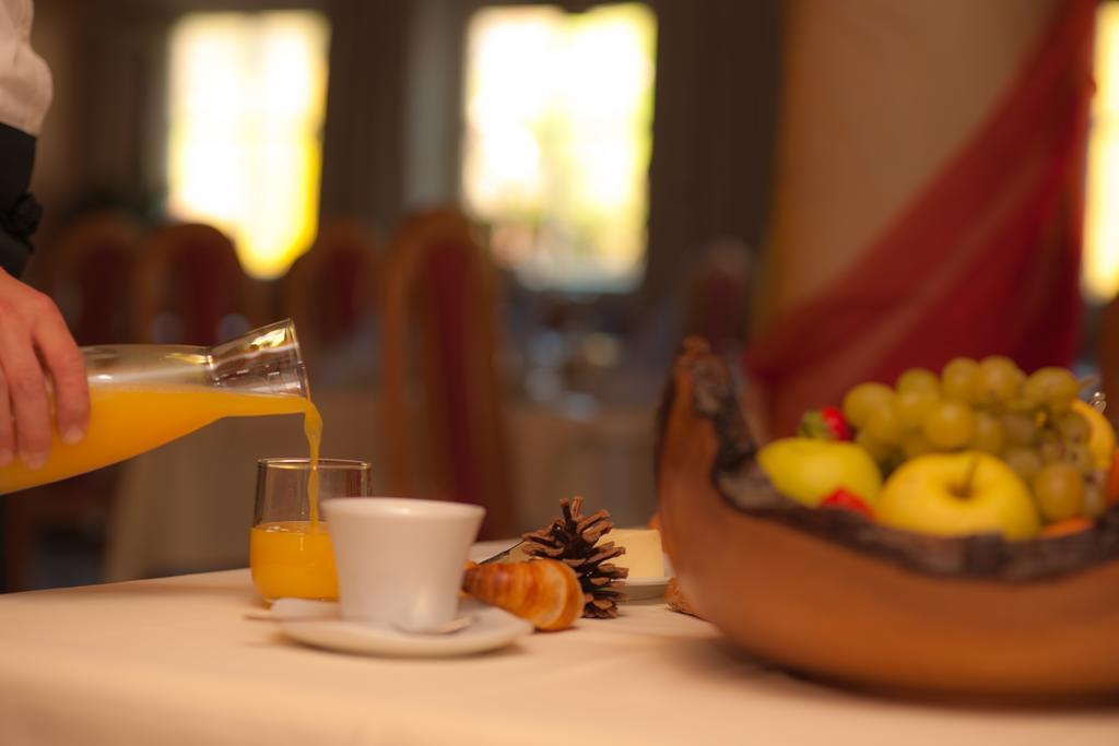 Hotel Zum Hasen Terento Ngoại thất bức ảnh