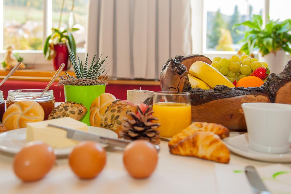 Hotel Zum Hasen Terento Ngoại thất bức ảnh