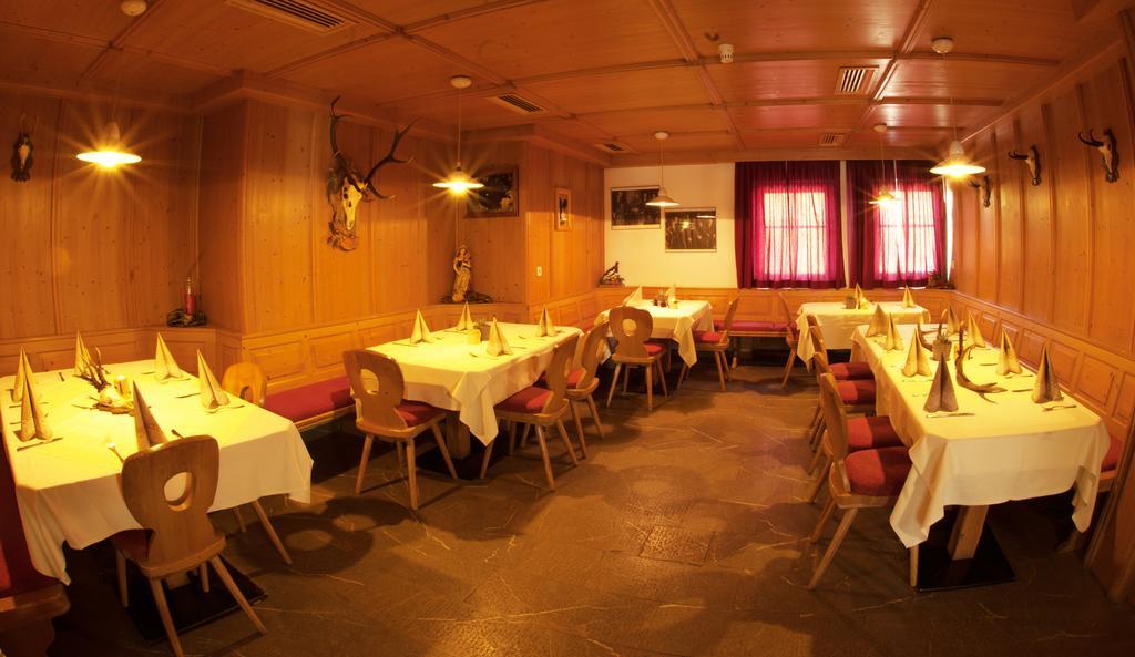Hotel Zum Hasen Terento Ngoại thất bức ảnh